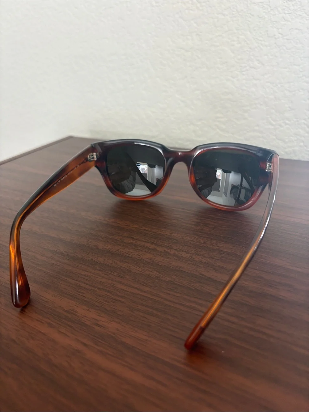 Ray-Ban RB4178 820/73 52▪️21 140 3N sunglasses, striped red havana color